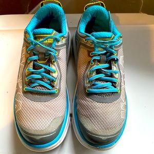 Hoka One One Women’s Bondi 4 Sz 9.5 Eu 42 EUC 👍🏻